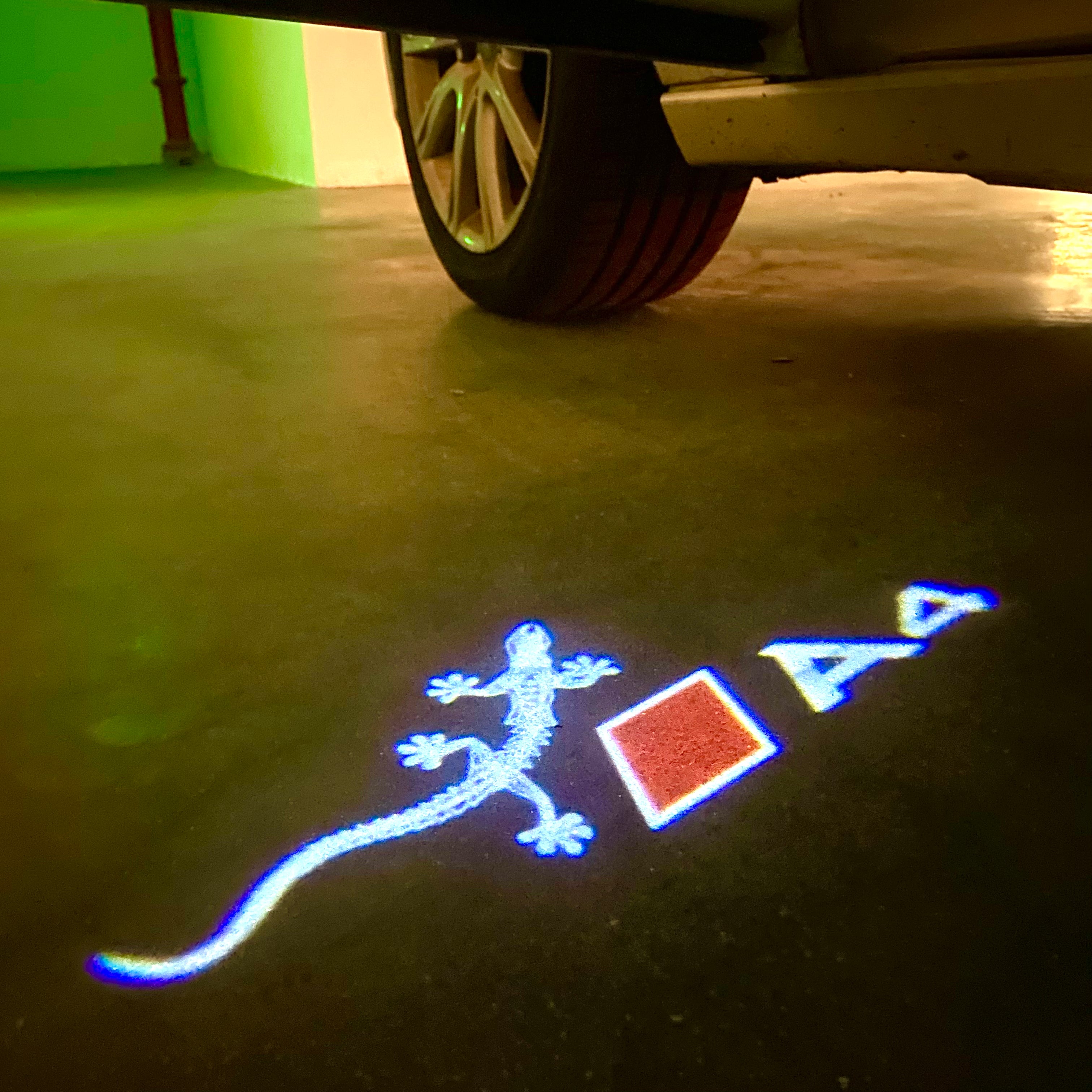 AUDI LOGO PROJECTOT LIGHTS Nr.120 (quantité 1 = 2 Logo Films /2 feux de porte)