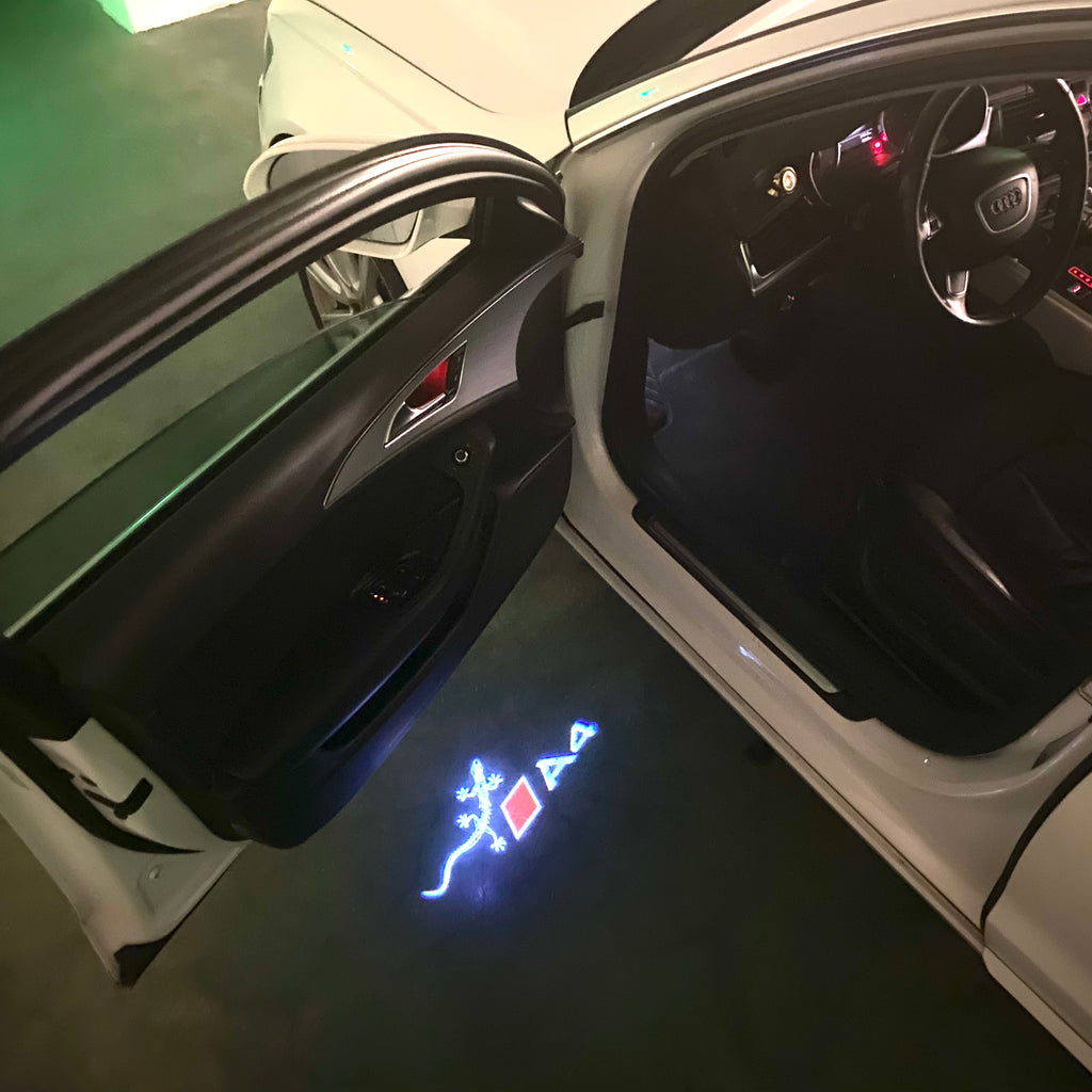 AUDI LOGO PROJECTOT LIGHTS Nr.120 (quantité 1 = 2 Logo Films /2 feux de porte)