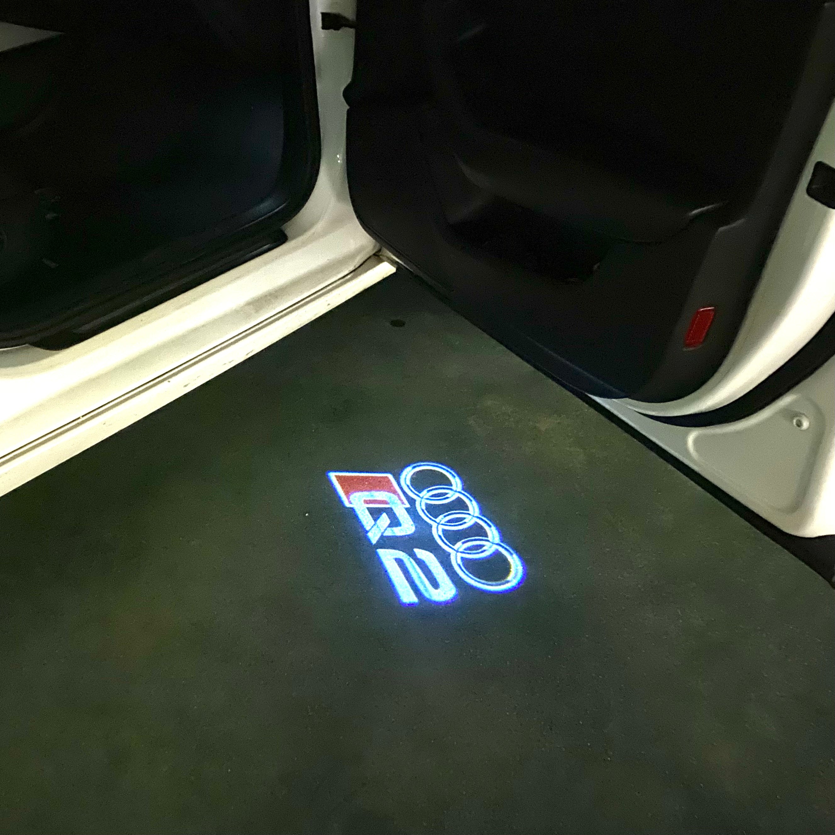 AUDI  Q2 LOGO PROJECTOT LIGHTS  (quantity 1 = 2 Logo Films /2 door lights）Nr.12B65