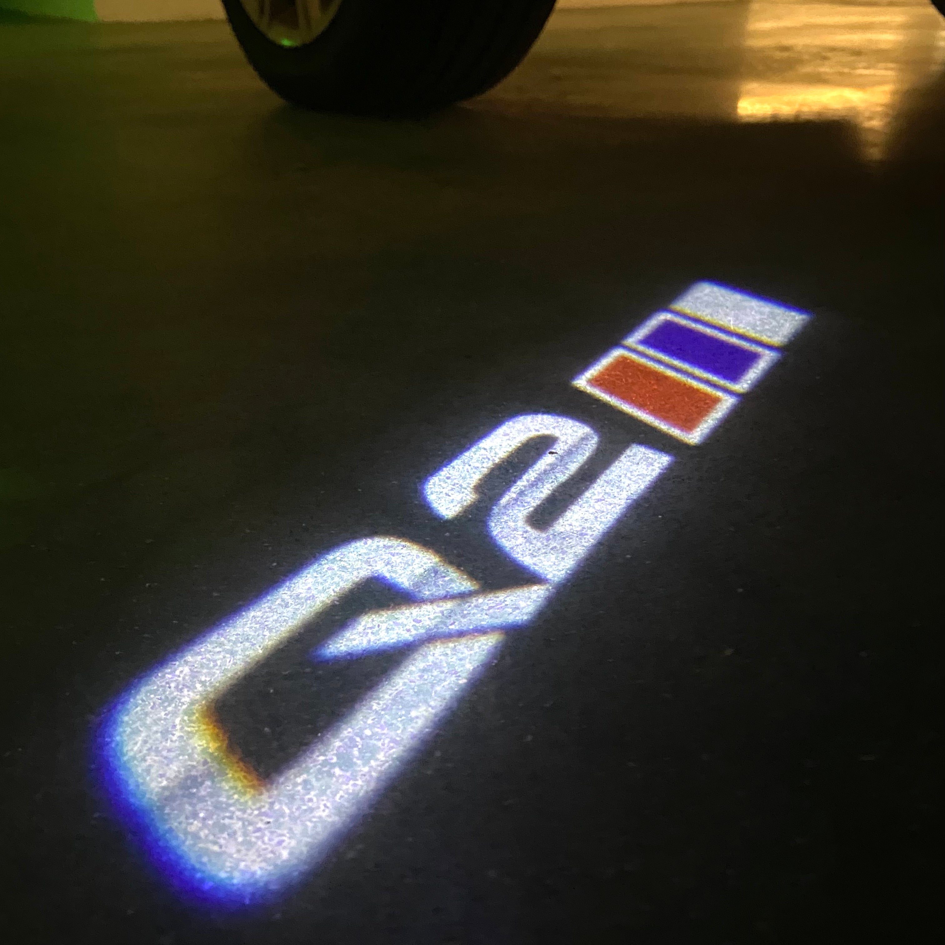 AUDI  Q2  LOGO PROJECTOT LIGHTS  (quantity 1 = 2 Logo Films /2 door lights）Nr.12B40