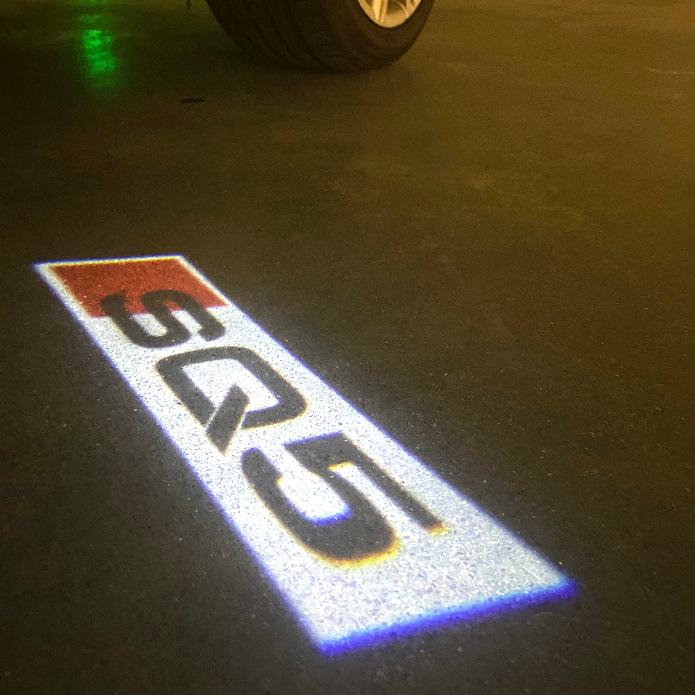 AUDI  SQ5 LOGO PROJECTOT LIGHTS  (quantity 1 = 2 Logo Films /2 door lights）Nr.12B31