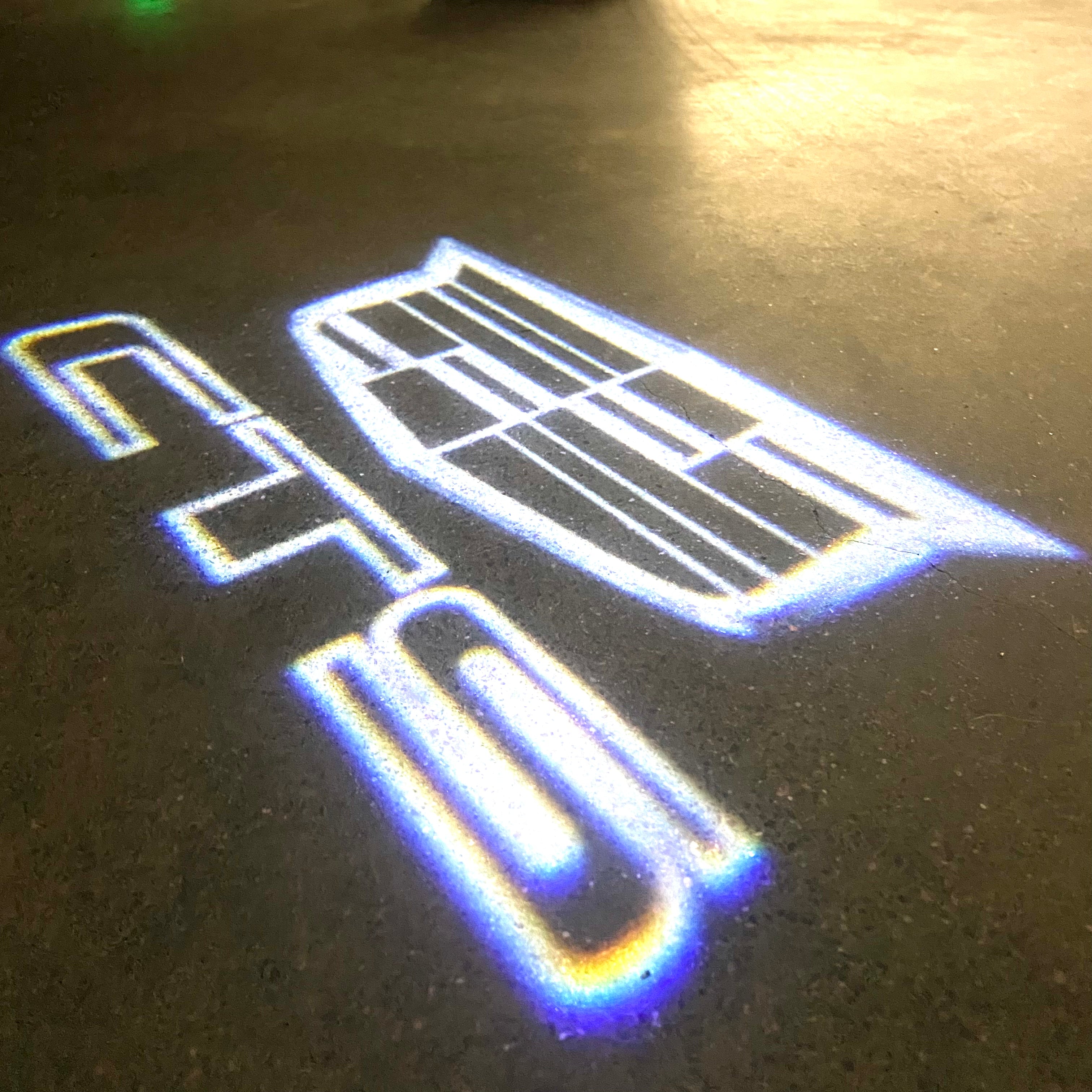 CADILLAC CTS LOGO PROJECTOT LIGHTS Nr.9734 (quantity 1 = 2 Logo Films /2 door lights）