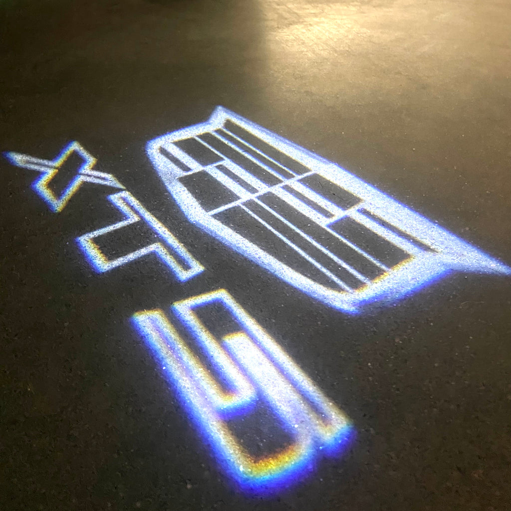 CADILLAC XTS LOGO PROJECTOT LIGHTS Nr.9726 (quantity 1 = 2 Logo Films /2 door lights）