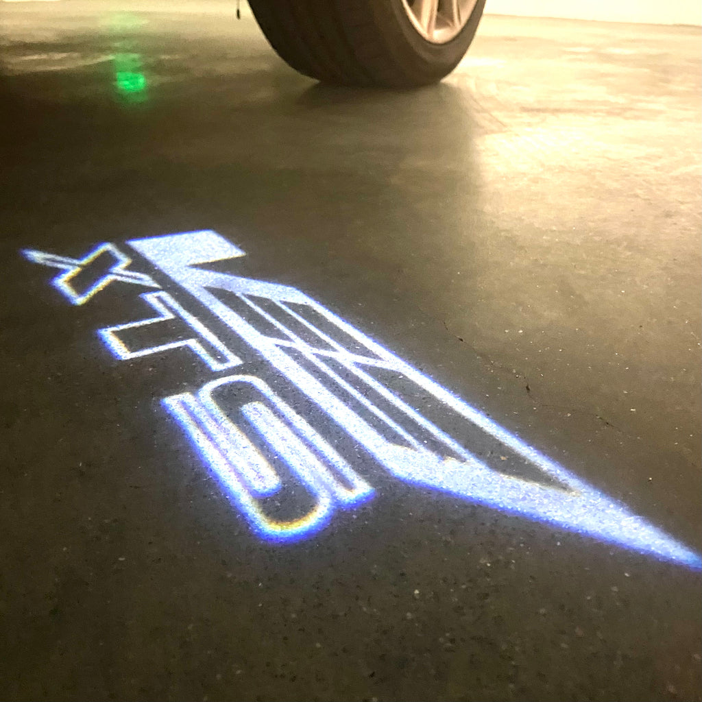 CADILLAC XTS LOGO PROJECTOT LIGHTS Nr.9767 (quantity 1 = 2 Logo Films /2 door lights）