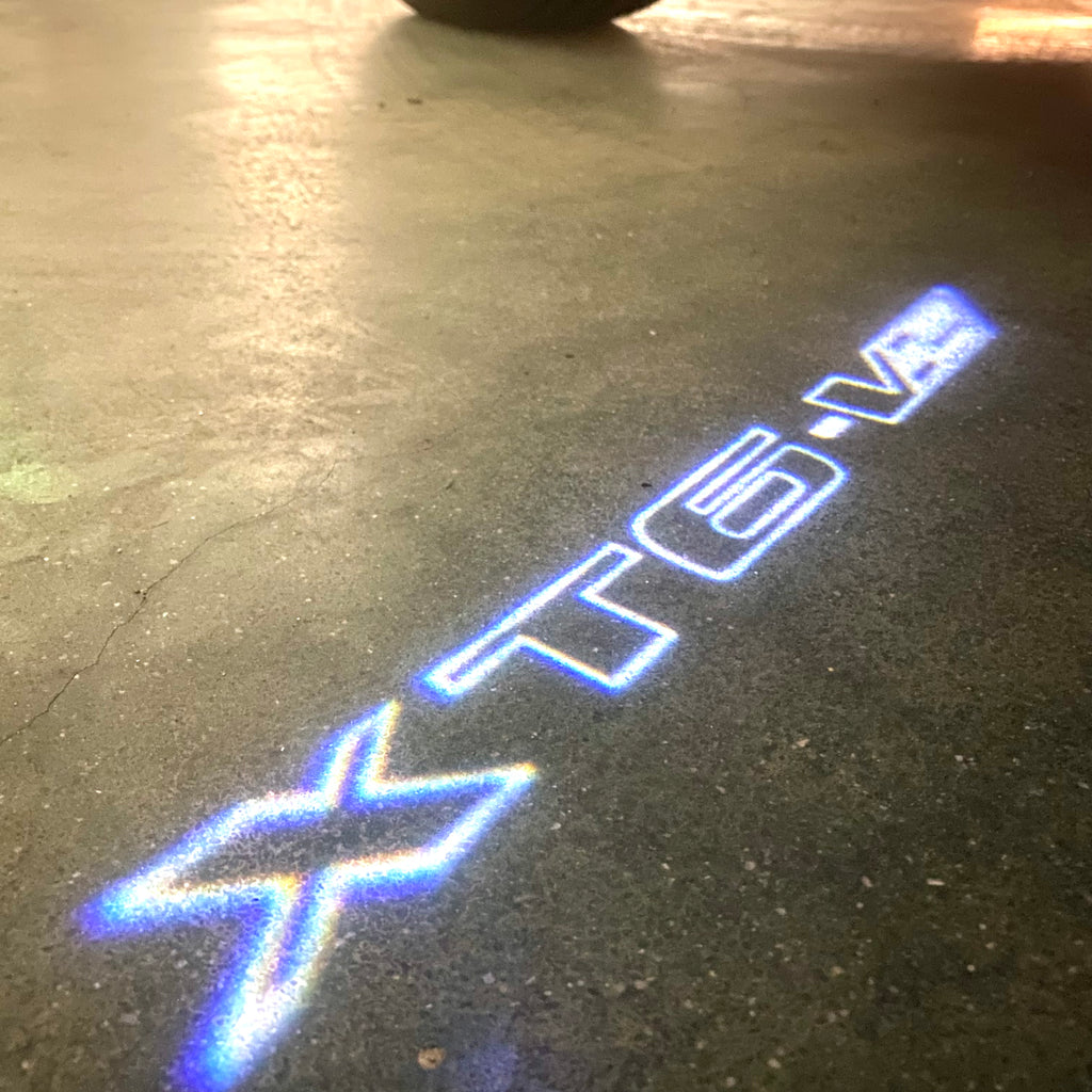 CADILLAC XT6 LOGO PROJECTOT LIGHTS Nr.9784 (quantity 1 = 2 Logo Films /2 door lights）