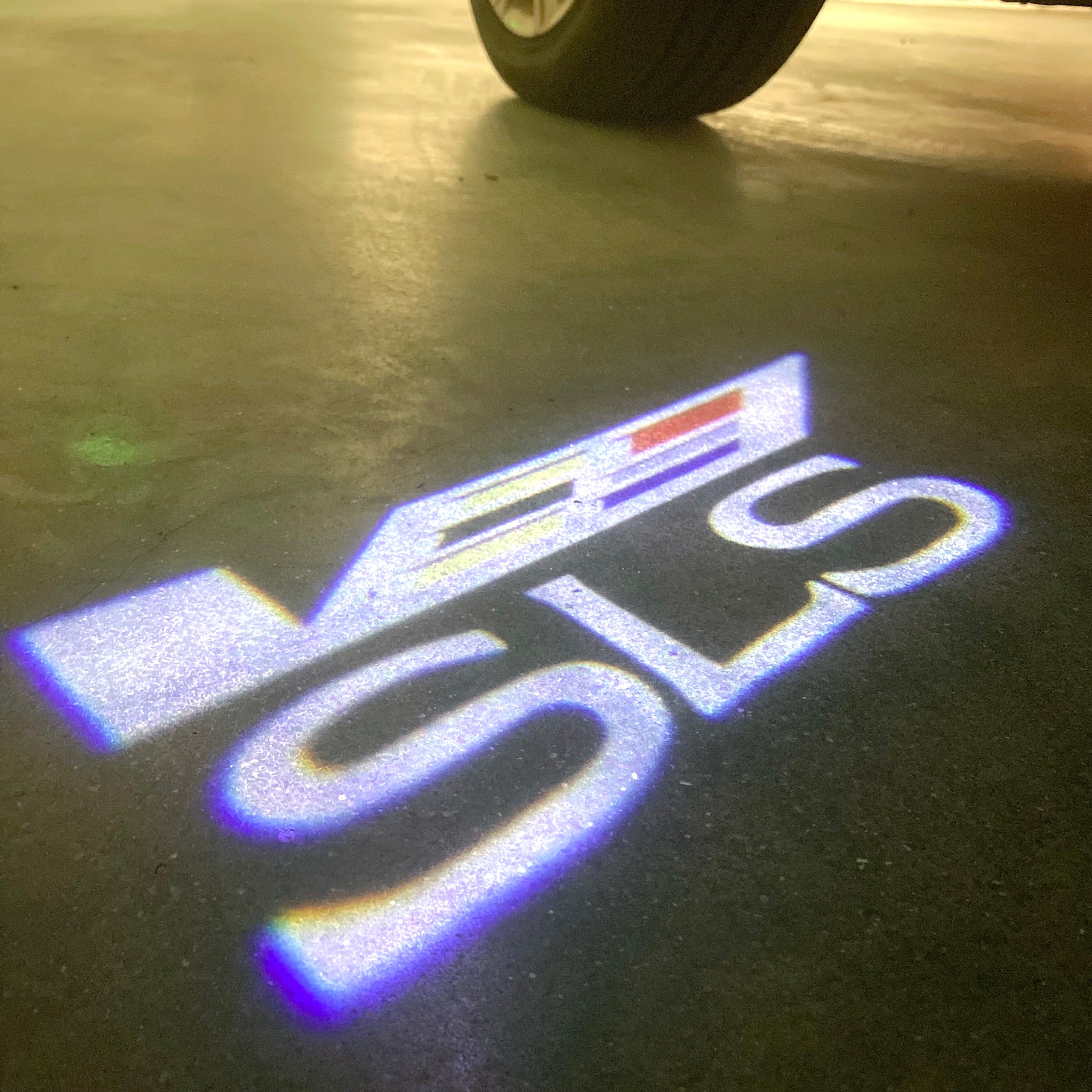 CADILLAC SLS LOGO PROJECTOT LIGHTS Nr.9754 (quantity 1 = 2 Logo Films /2 door lights）