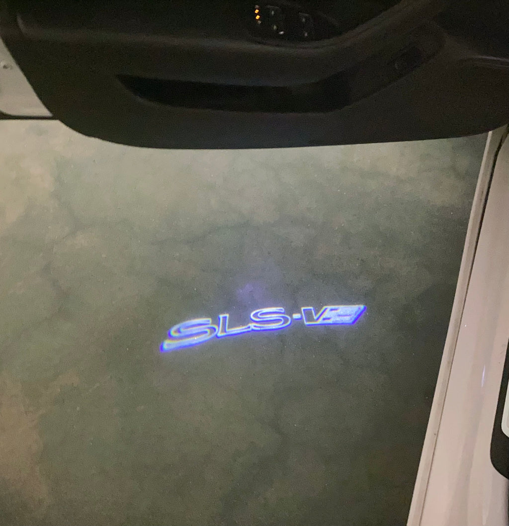 CADILLAC SLS LOGO PROJECTOT LIGHTS Nr.9788 (quantity 1 = 2 Logo Films /2 door lights）