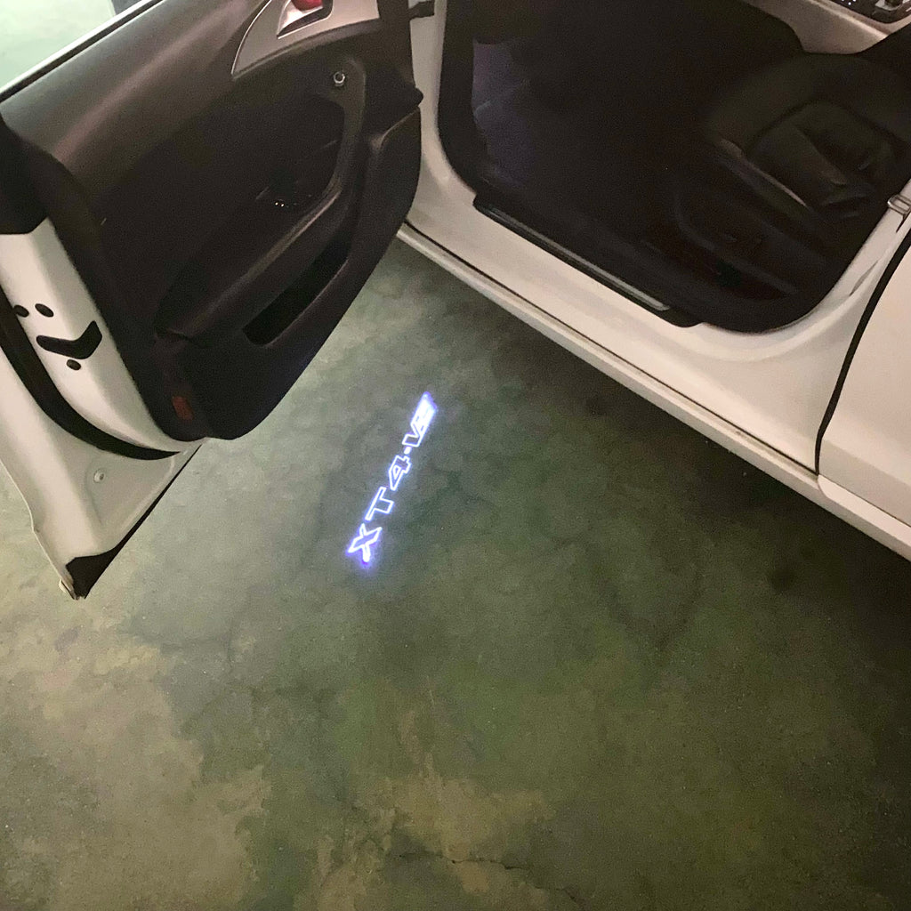 CADILLAC XT4 LOGO PROJECTOT LIGHTS Nr.9787 (quantity 1 = 2 Logo Films /2 door lights）