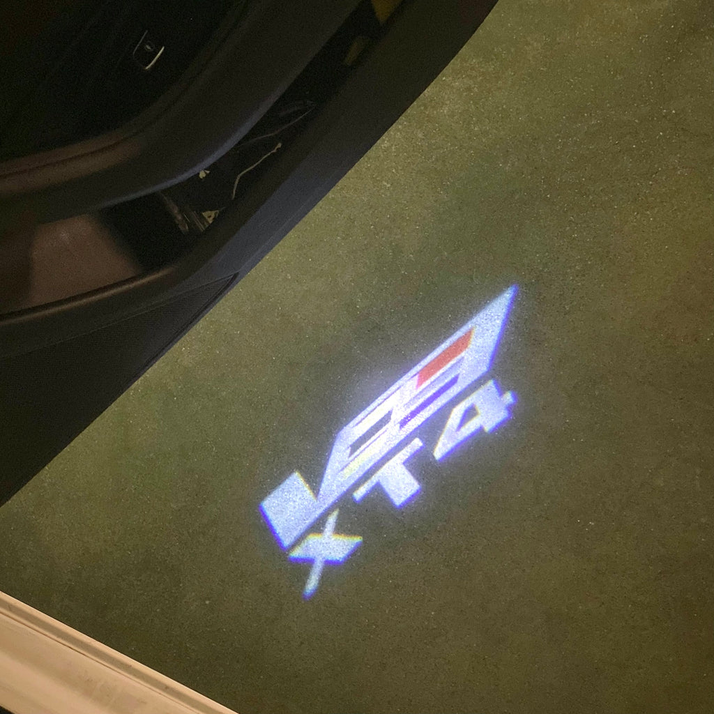 CADILLAC XT4 LOGO PROJECTOT LIGHTS Nr.9755 (quantity 1 = 2 Logo Films /2 door lights）