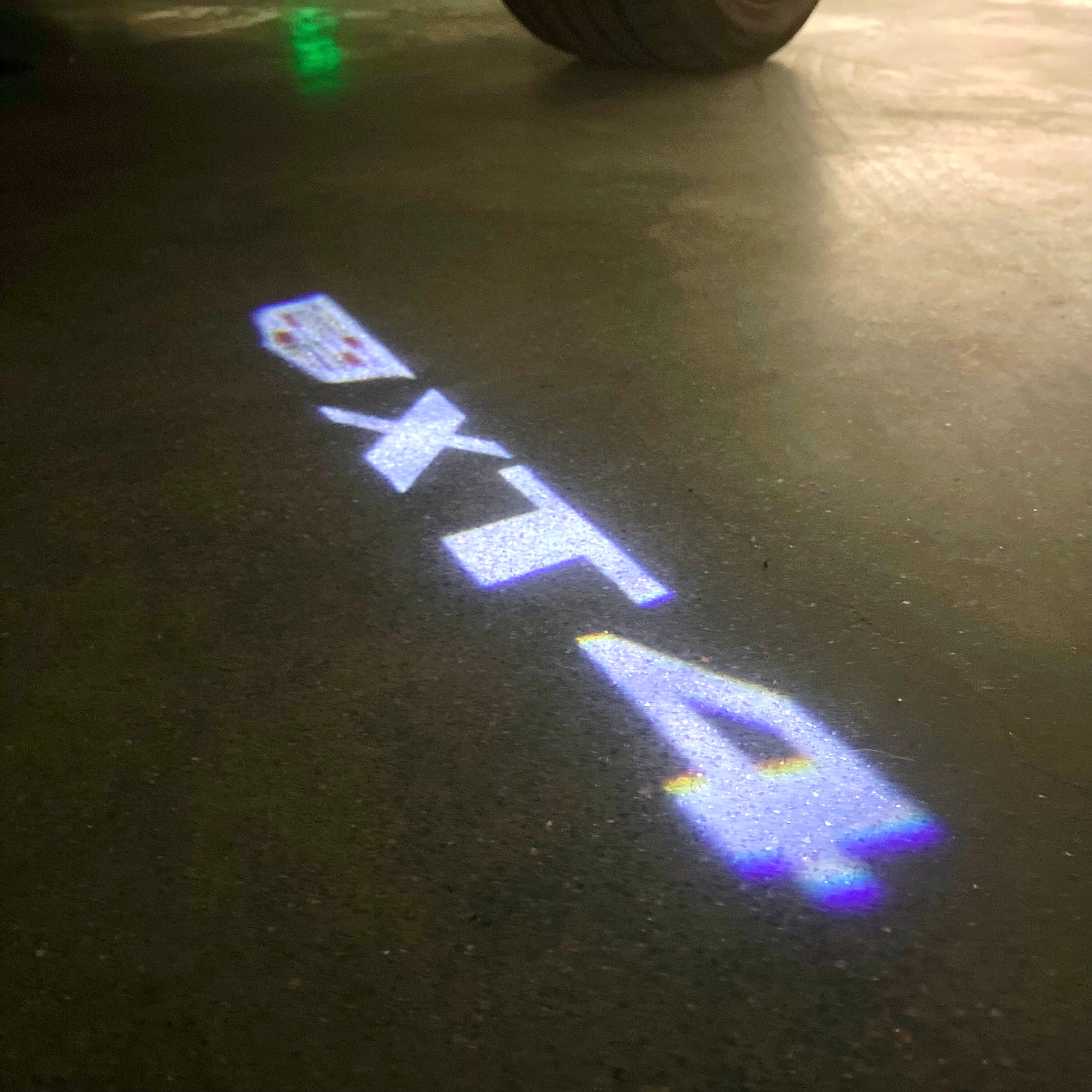 CADILLAC XT4 LOGO PROJECTOT LIGHTS Nr.9798 (quantity 1 = 2 Logo Films /2 door lights）
