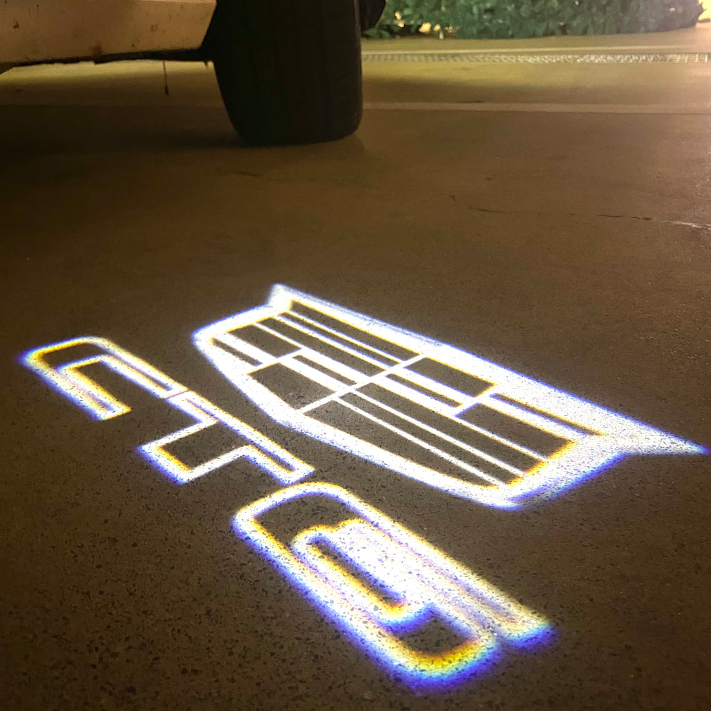 CADILLAC CT6 LOGO PROJECTOT LIGHTS Nr.9733 (quantity 1 = 2 Logo Films /2 door lights）