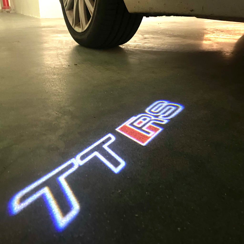 AUDI LOGO PROJECTOT LIGHTS Nr.120 (الكمية 1 = 2 Logo Films /2 أضواء الباب)