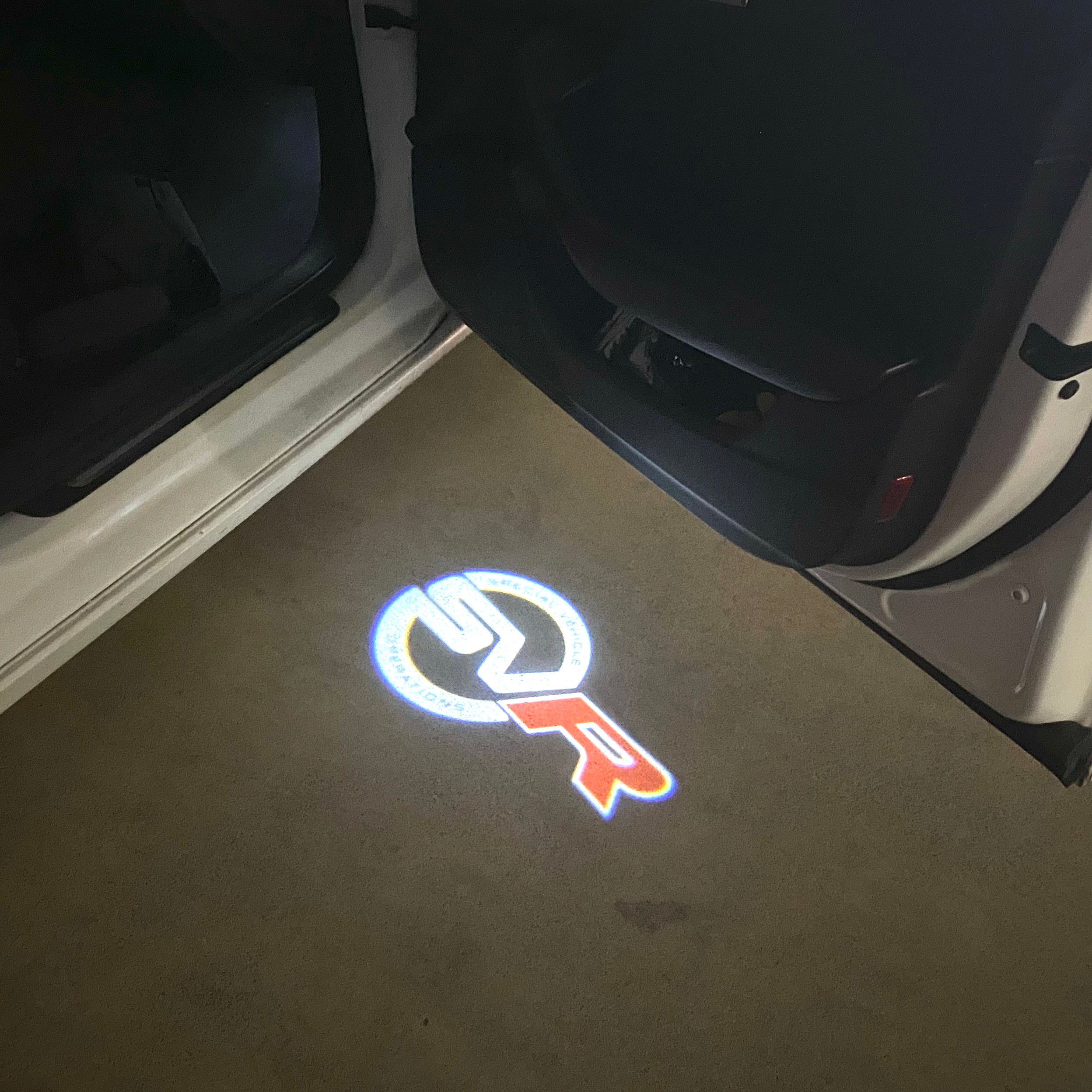 JAGUAR SV R LOGO PROJECROTR LIGHTS Nr.75  (quantity 1 = 1 sets/2 door lights)