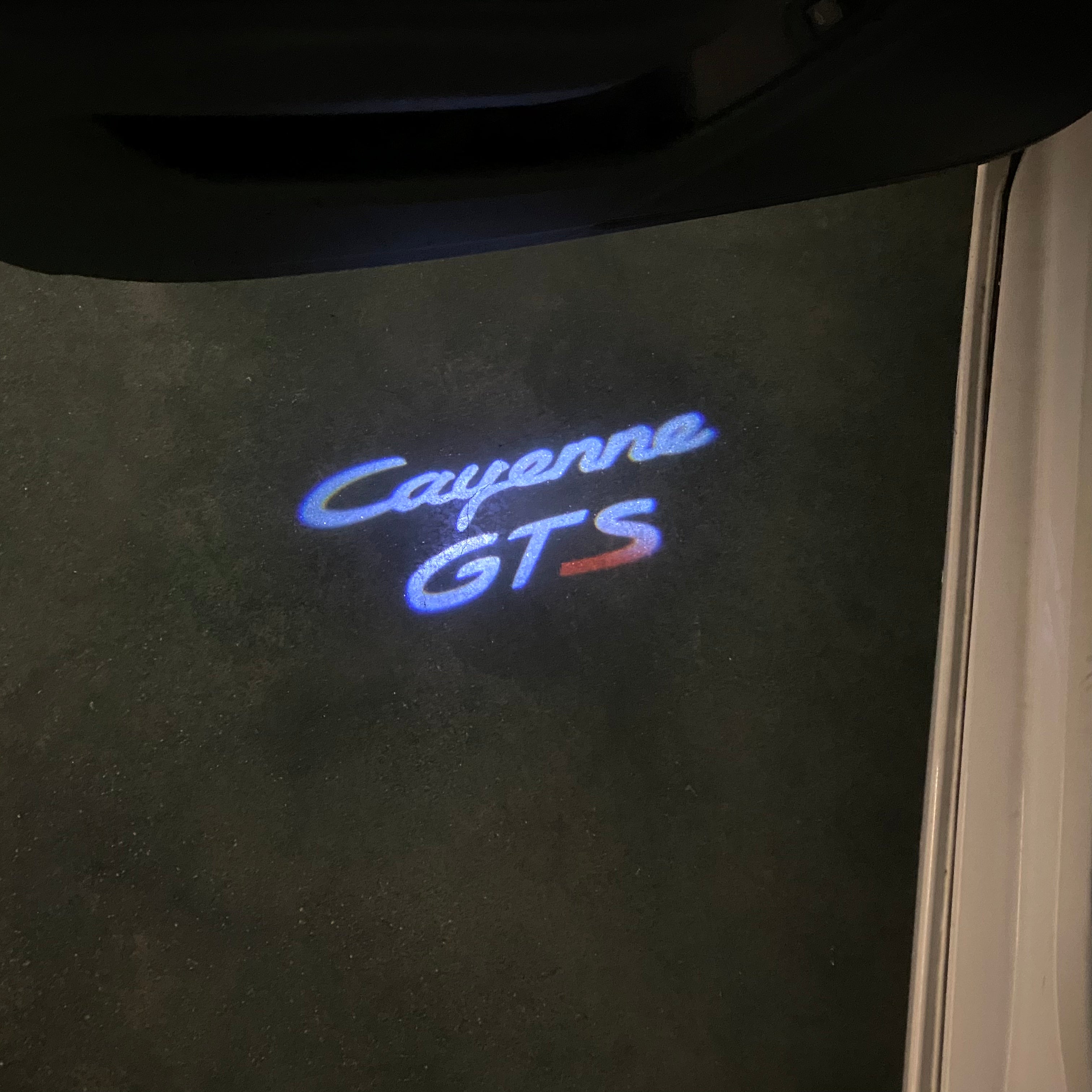 PORSCHE Cayenne GTS LOGO PROJECTOT LIGHTS Nr.61 (quantity  1 =  2 Logo Film /  2 door lights)