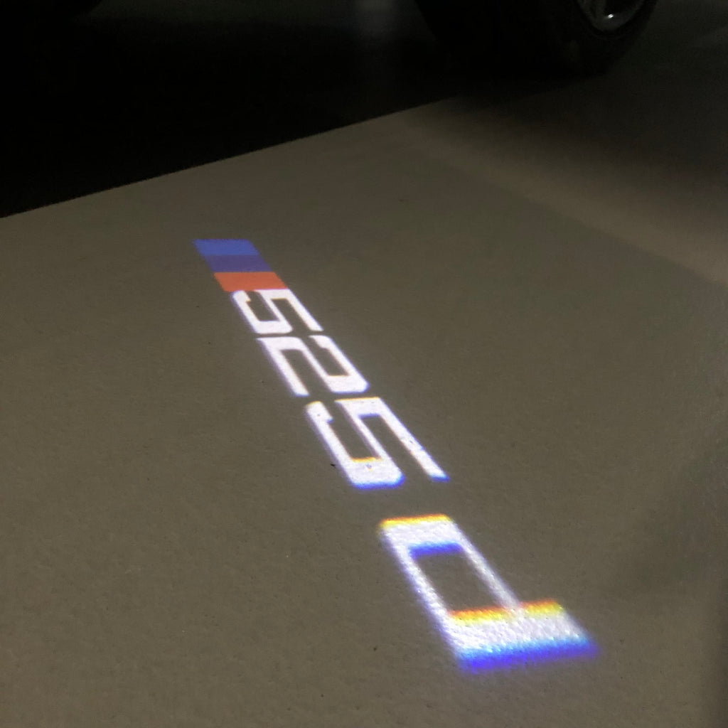 BMW M3 LOGO PROJECTOR LIGHTS Nr.24 (الكمية 1 = 1 مجموعة / 2 أضواء باب)