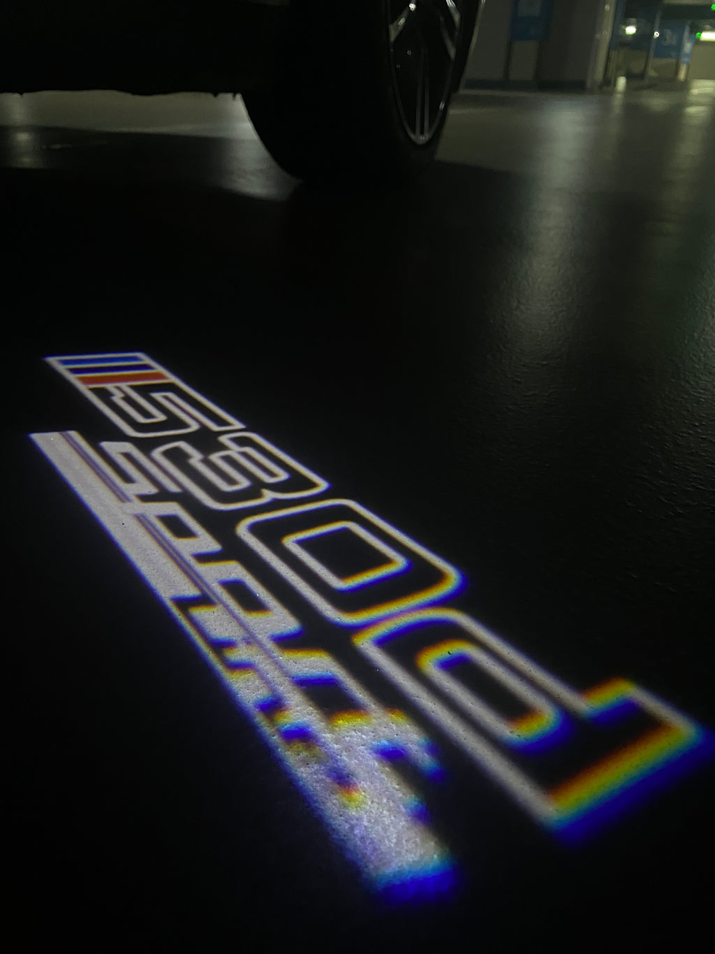 BMW M3 LOGO PROJECTOT LIGHTS Nr.24 (Menge 1 = 1 Sets/2 Türleuchten)