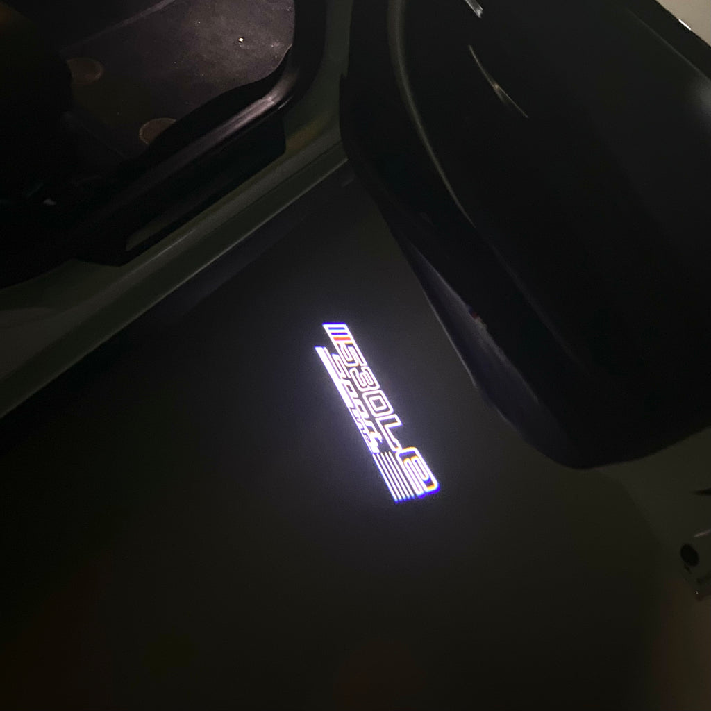BMW M3 LOGO PROJECTOT LIGHTS Nr.24 (Menge 1 = 1 Sets/2 Türleuchten)