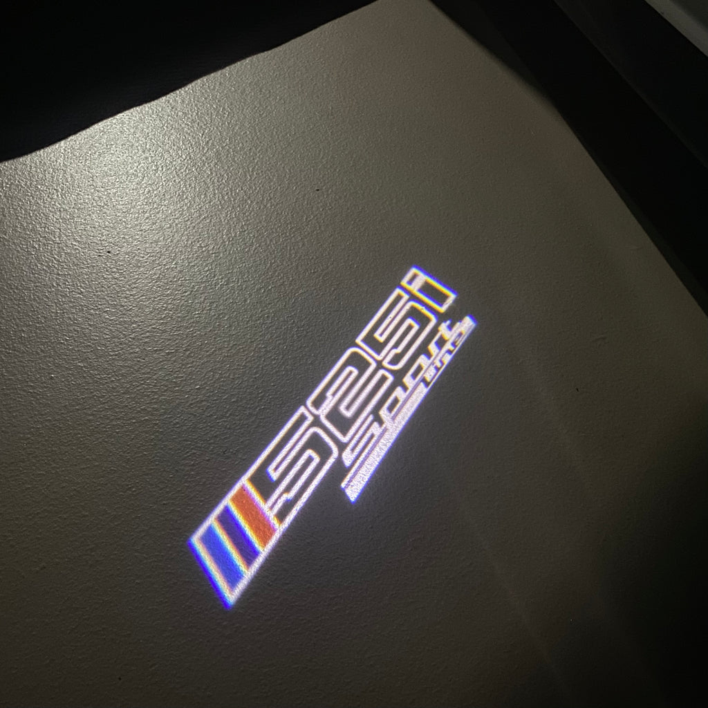 BMW M3 LOGO PROJECTOT LIGHTS Nr.24 (Menge 1 = 1 Sets/2 Türleuchten)