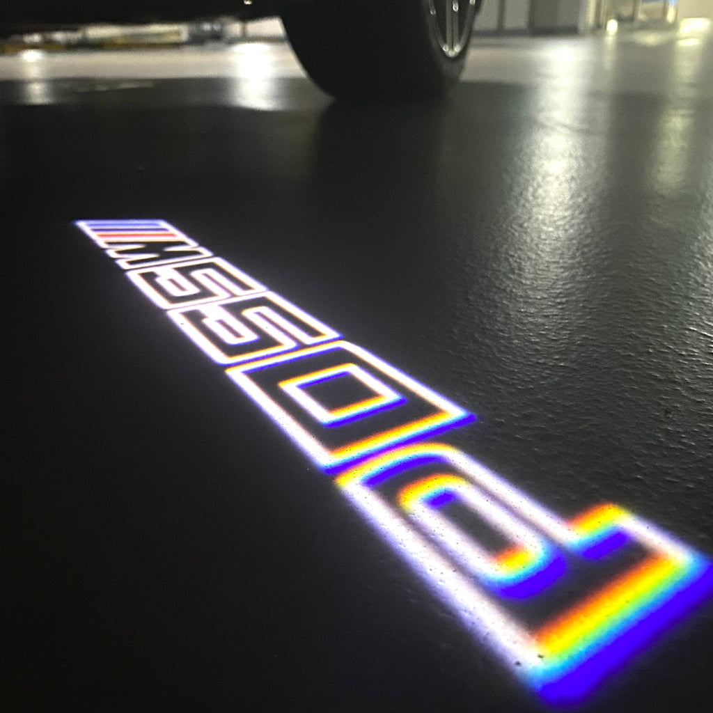 ÉCLAIRAGE DE PROJECTEUR BMW M3 LOGO Nr.24 (quantité 1 = 1 jeux / 2 feux de porte)