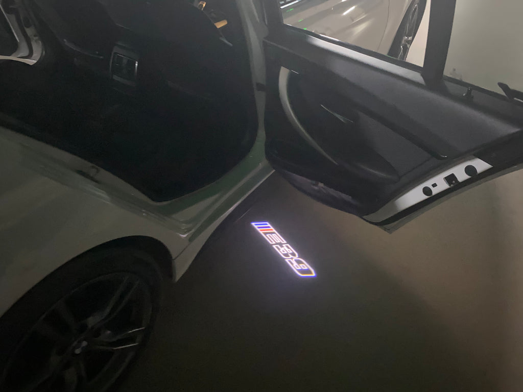 BMW M3 LOGO PROJECTOT LIGHTS Nr.24 (Menge 1 = 1 Sets/2 Türleuchten)
