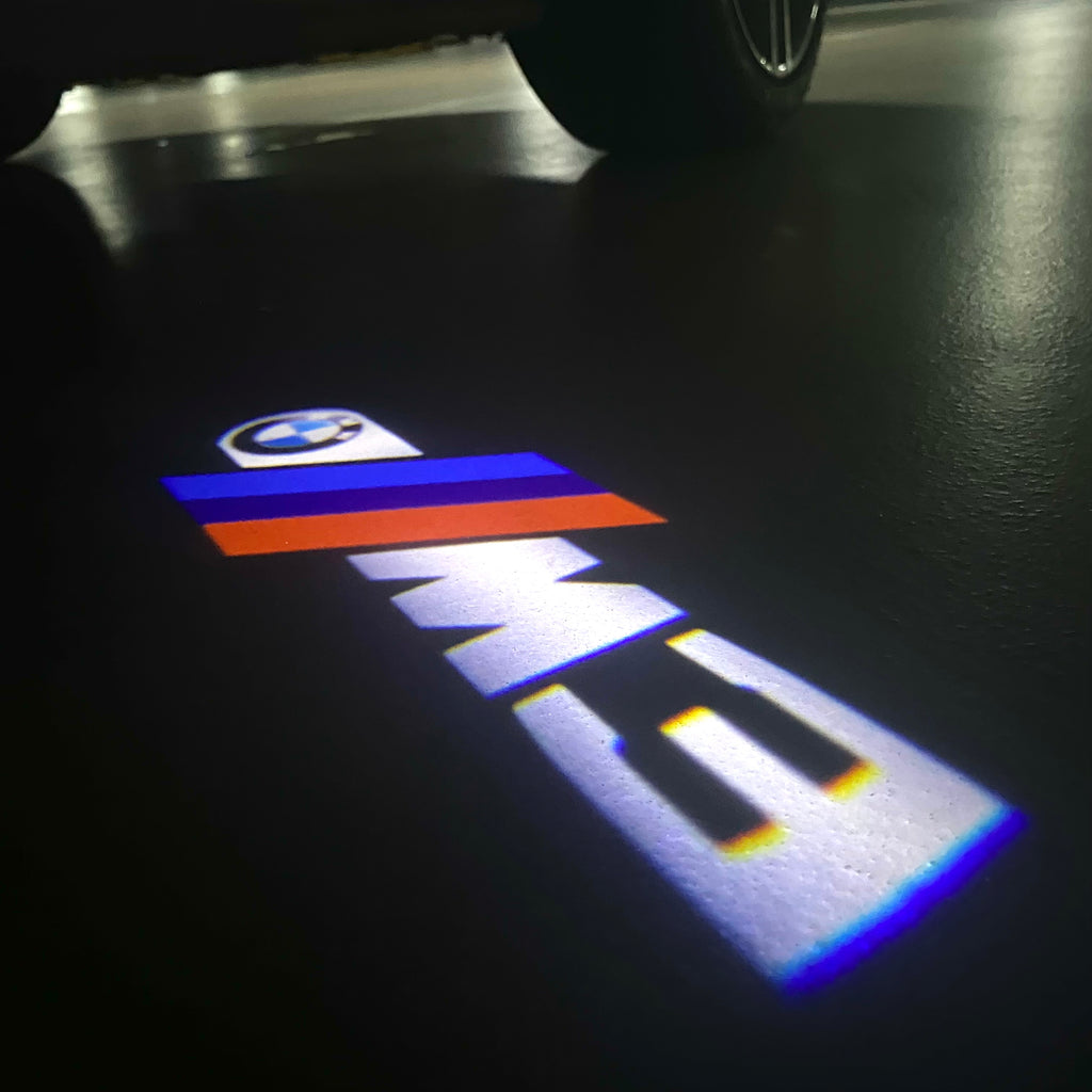 ÉCLAIRAGE DE PROJECTEUR BMW M3 LOGO Nr.24 (quantité 1 = 1 jeux / 2 feux de porte)