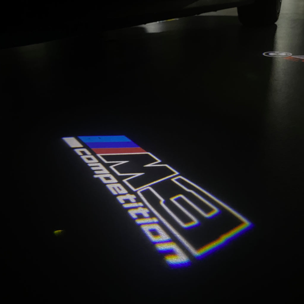 ÉCLAIRAGE DE PROJECTEUR BMW M3 LOGO Nr.24 (quantité 1 = 1 jeux / 2 feux de porte)