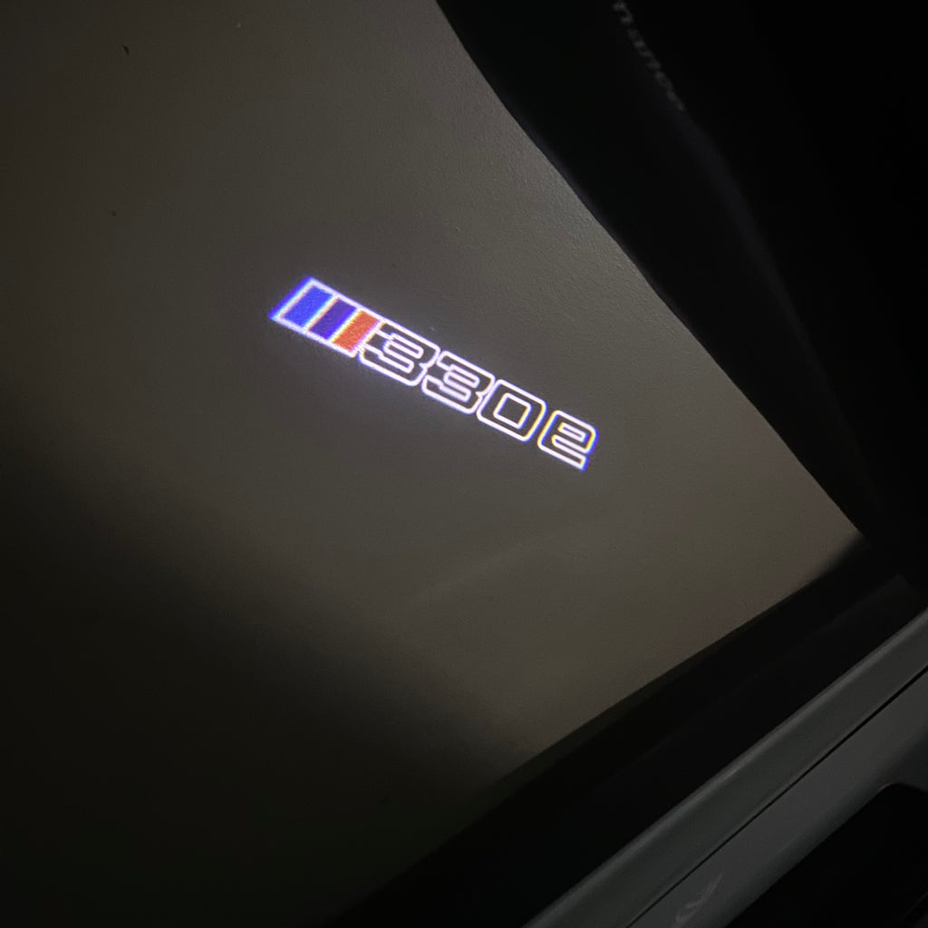BMW M3 LOGO PROJECTOT LIGHTS Nr.24 (Menge 1 = 1 Sets/2 Türleuchten)