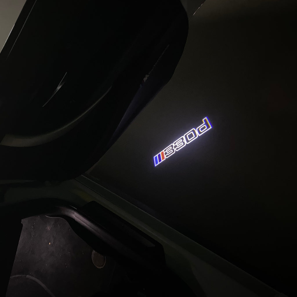 ÉCLAIRAGE DE PROJECTEUR BMW M3 LOGO Nr.24 (quantité 1 = 1 jeux / 2 feux de porte)