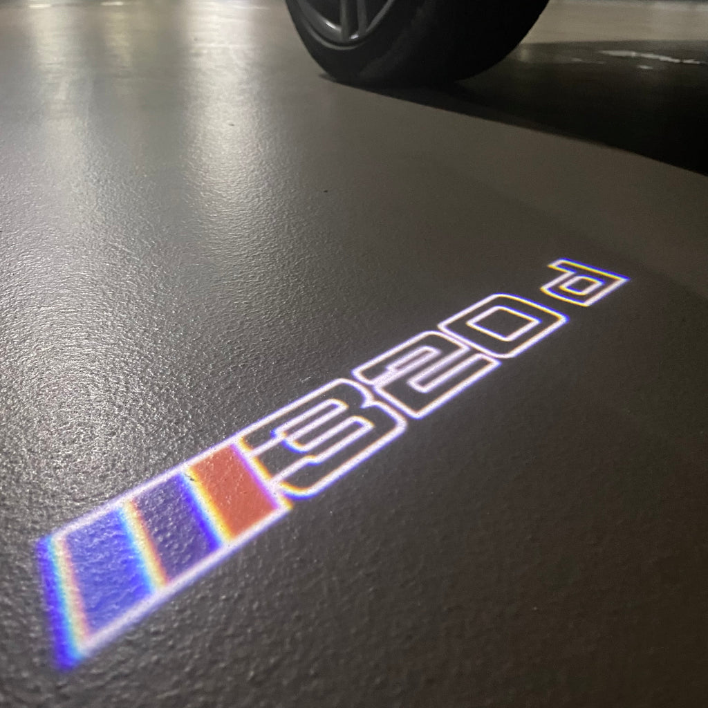 BMW M3 LOGO PROJECTOT LIGHTS Nr.24 (Menge 1 = 1 Sets/2 Türleuchten)