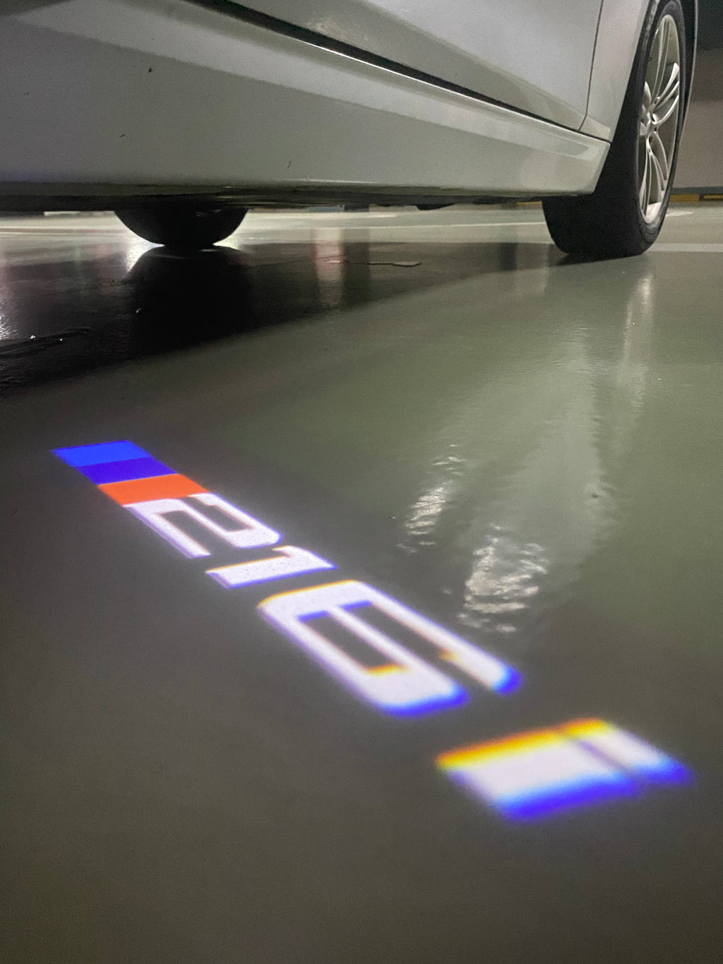 BMW M3 LOGO PROJECTOT LIGHTS Nr.24 (quantità 1 = 1 set/2 luci porta)
