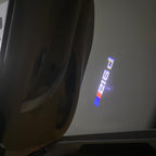 ÉCLAIRAGE DE PROJECTEUR BMW M3 LOGO Nr.24 (quantité 1 = 1 jeux / 2 feux de porte)