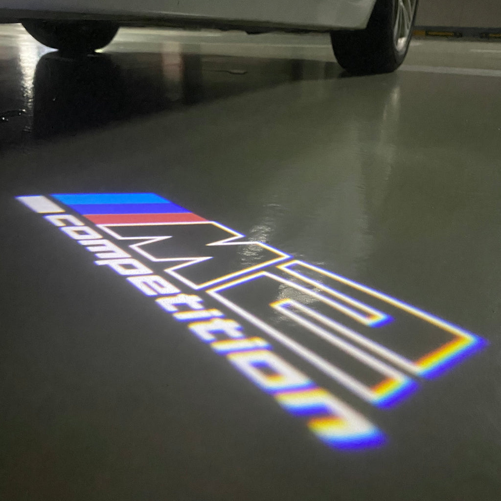 BMW M3 LOGO PROJECTOR LIGHTS Nr.24 (الكمية 1 = 1 مجموعة / 2 أضواء باب)