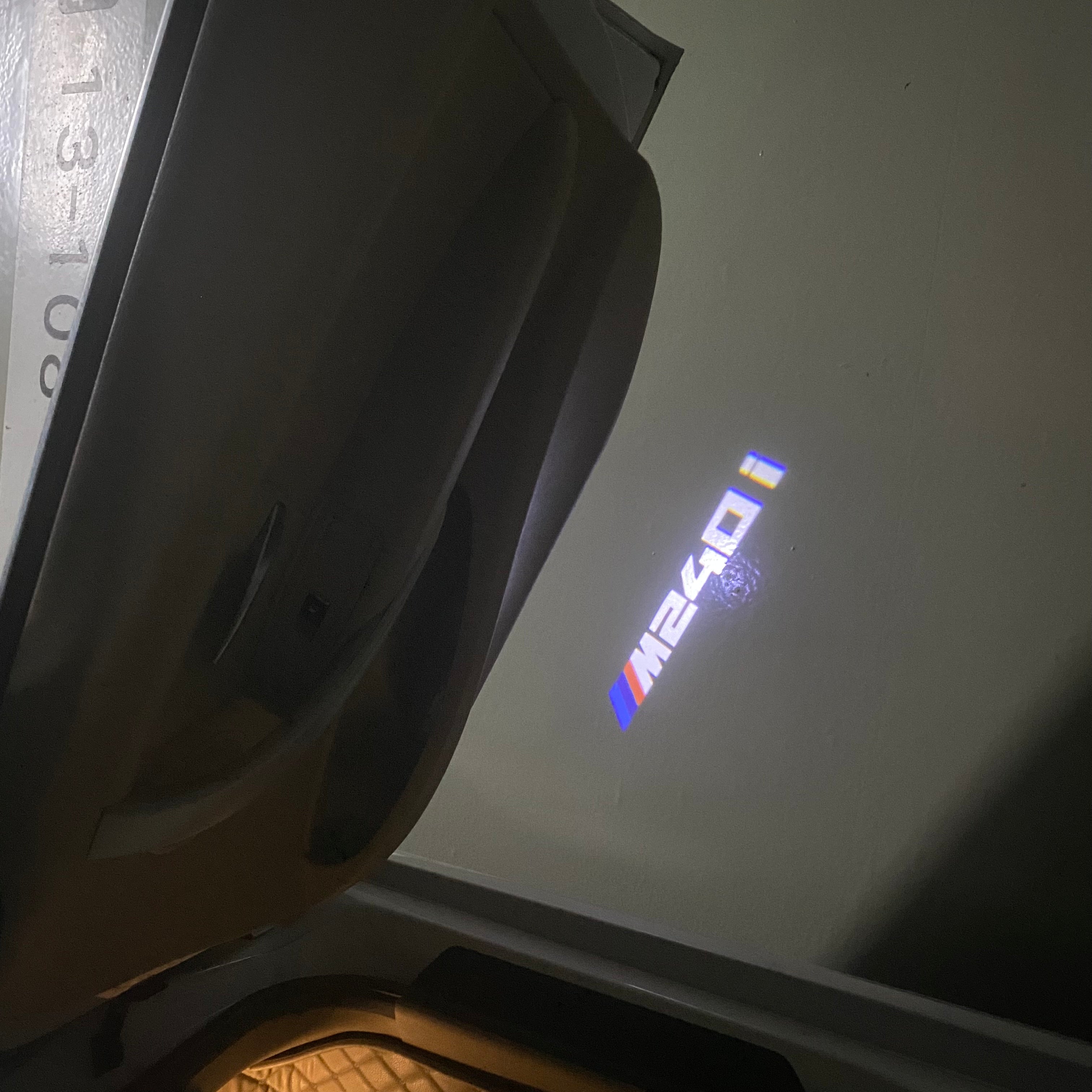 BMW M3 LOGO PROJECTOT LIGHTS Nr.24 (quantità 1 = 1 set/2 luci porta)