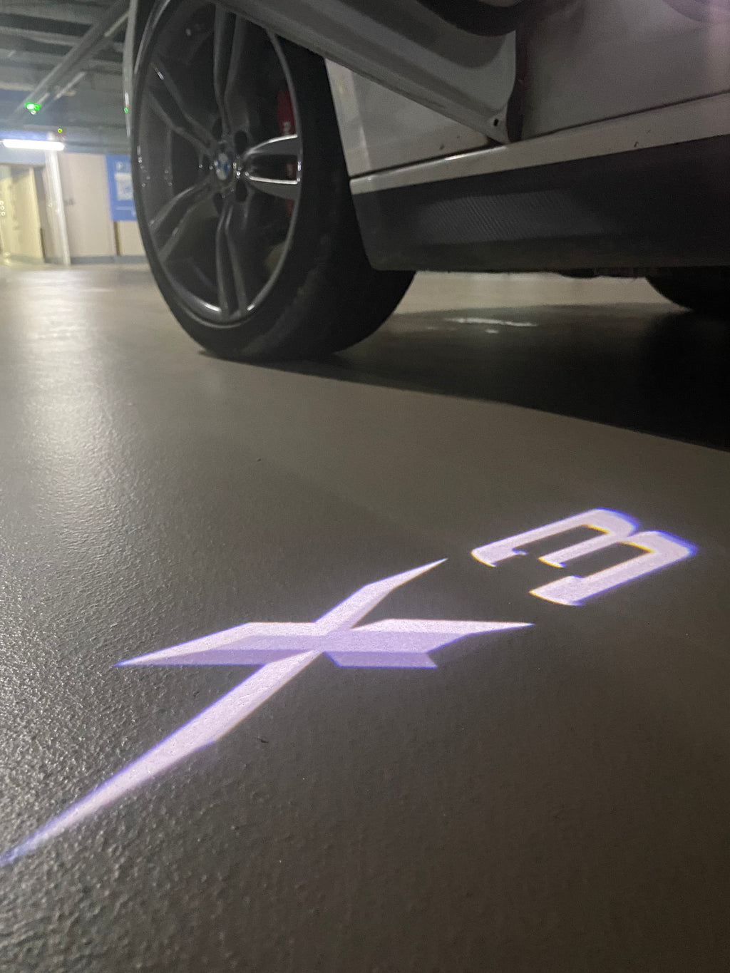 BMW M3 LOGO PROJECTOT LIGHTS Nr.24 (Menge 1 = 1 Sets/2 Türleuchten)