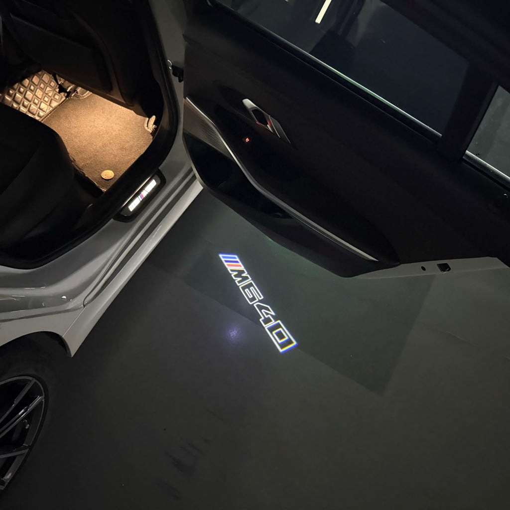 ÉCLAIRAGE DE PROJECTEUR BMW M3 LOGO Nr.24 (quantité 1 = 1 jeux / 2 feux de porte)