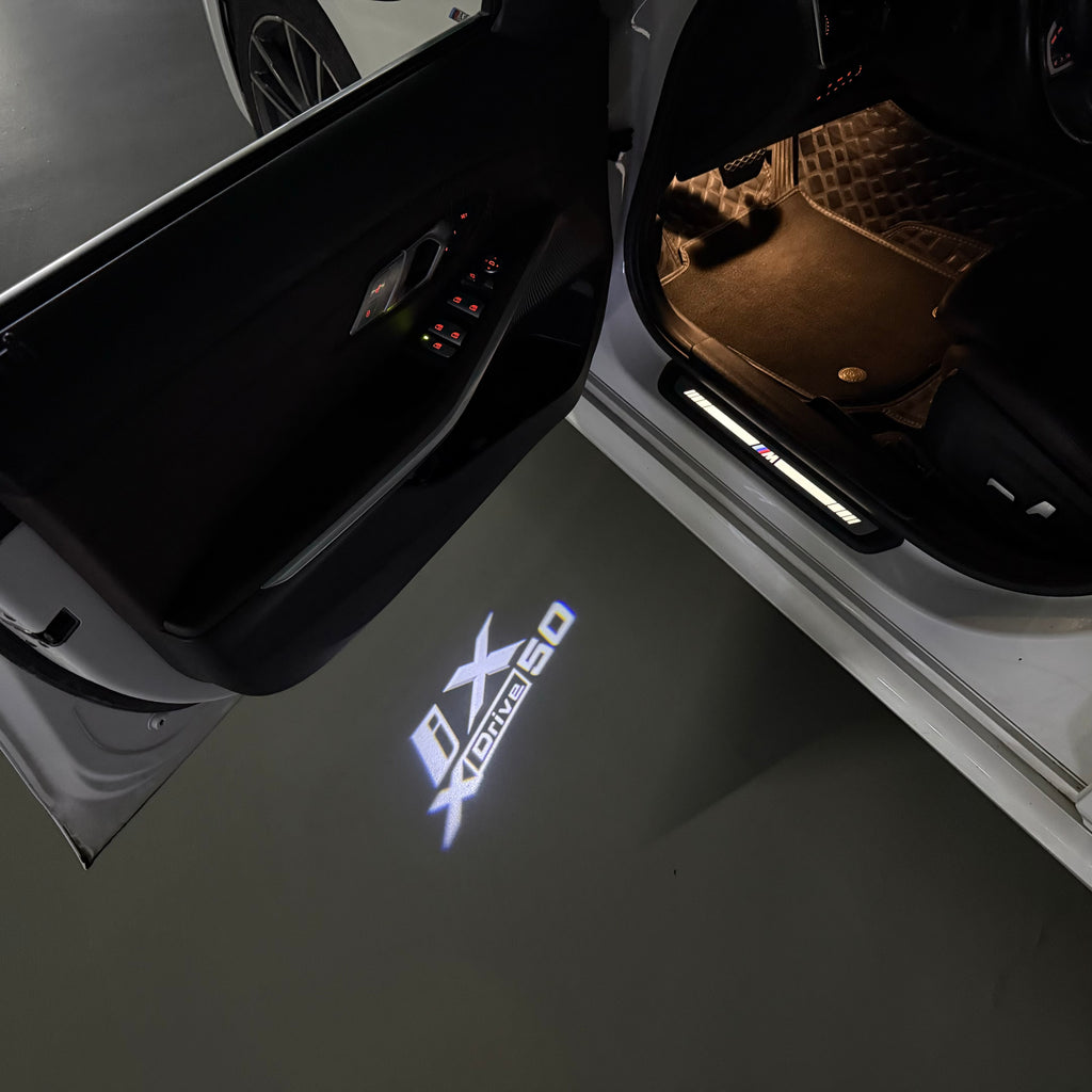 BMW M3 LOGO PROJECTOR LIGHTS Nr.24 (الكمية 1 = 1 مجموعة / 2 أضواء باب)