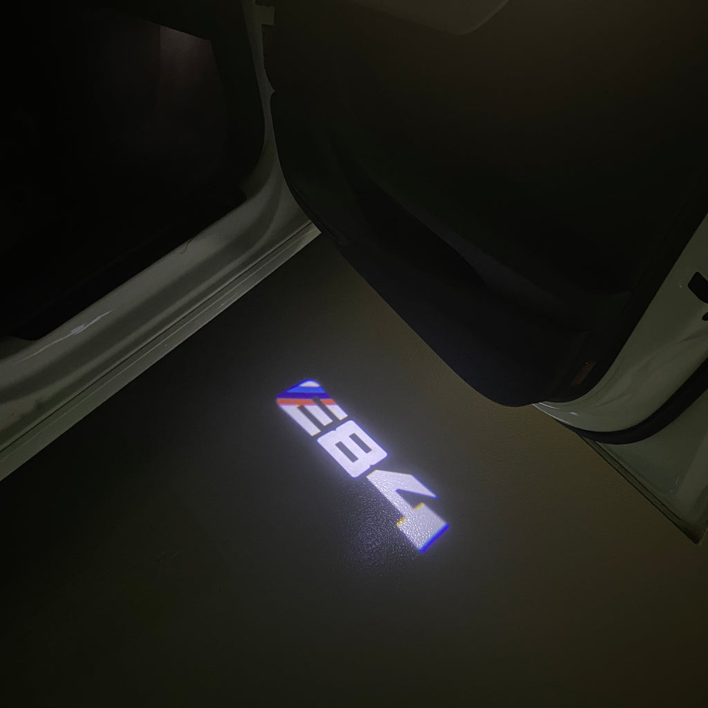 BMW M3 LOGO PROJECTOT LIGHTS Nr.24 (quantità 1 = 1 set/2 luci porta)