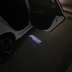 BMW M3 LOGO PROJECTOR LIGHTS Nr.24 (الكمية 1 = 1 مجموعة / 2 أضواء باب)