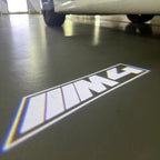 BMW M3 LOGO PROJECTOR LIGHTS Nr.24 (الكمية 1 = 1 مجموعة / 2 أضواء باب)