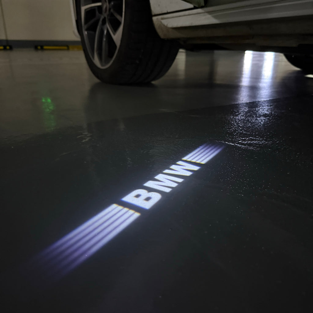 BMW LOGO PROJECTOT LIGHTS Nr.01 (quantità 1 = 1 set/2 luci porta)