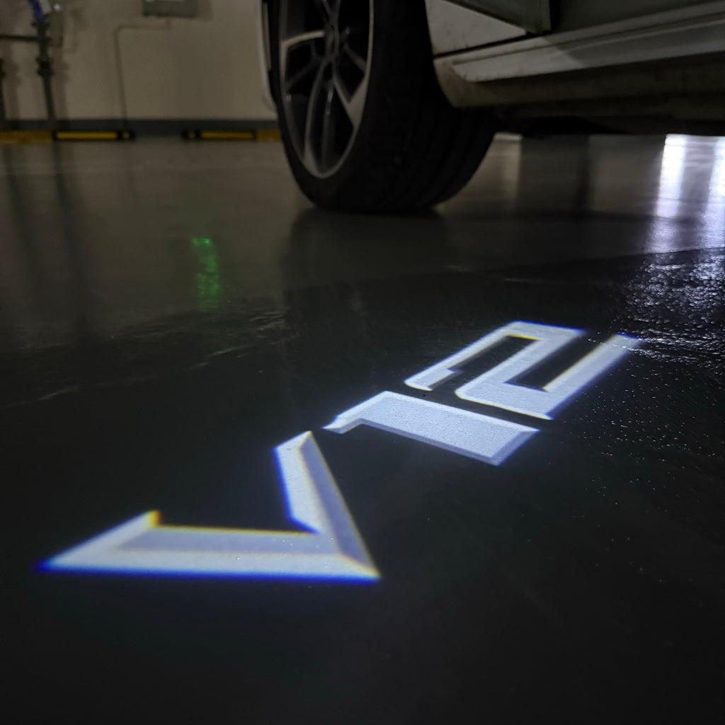 BMW M3 LOGO PROJECTOT LIGHTS Nr.24 (Menge 1 = 1 Sets/2 Türleuchten)