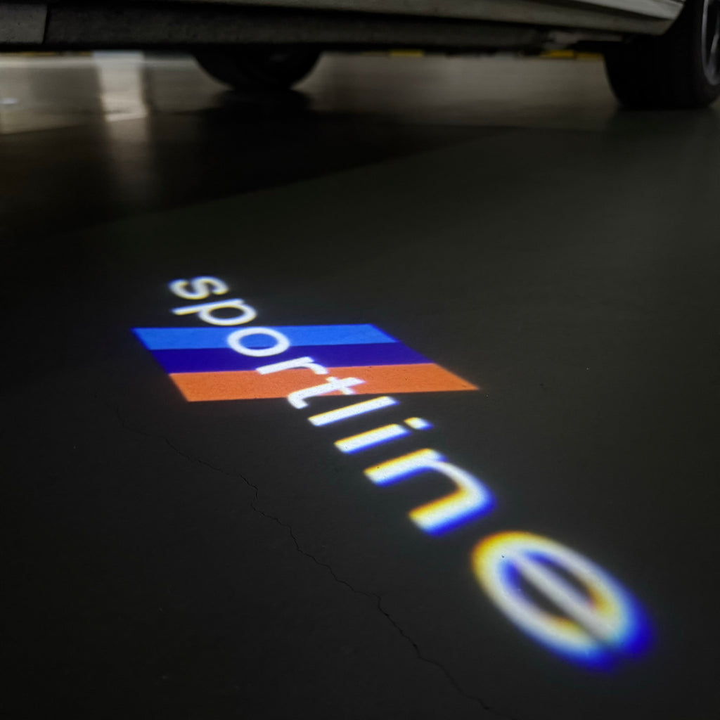 BMW M3 LOGO PROJECTOR LIGHTS Nr.24 (الكمية 1 = 1 مجموعة / 2 أضواء باب)