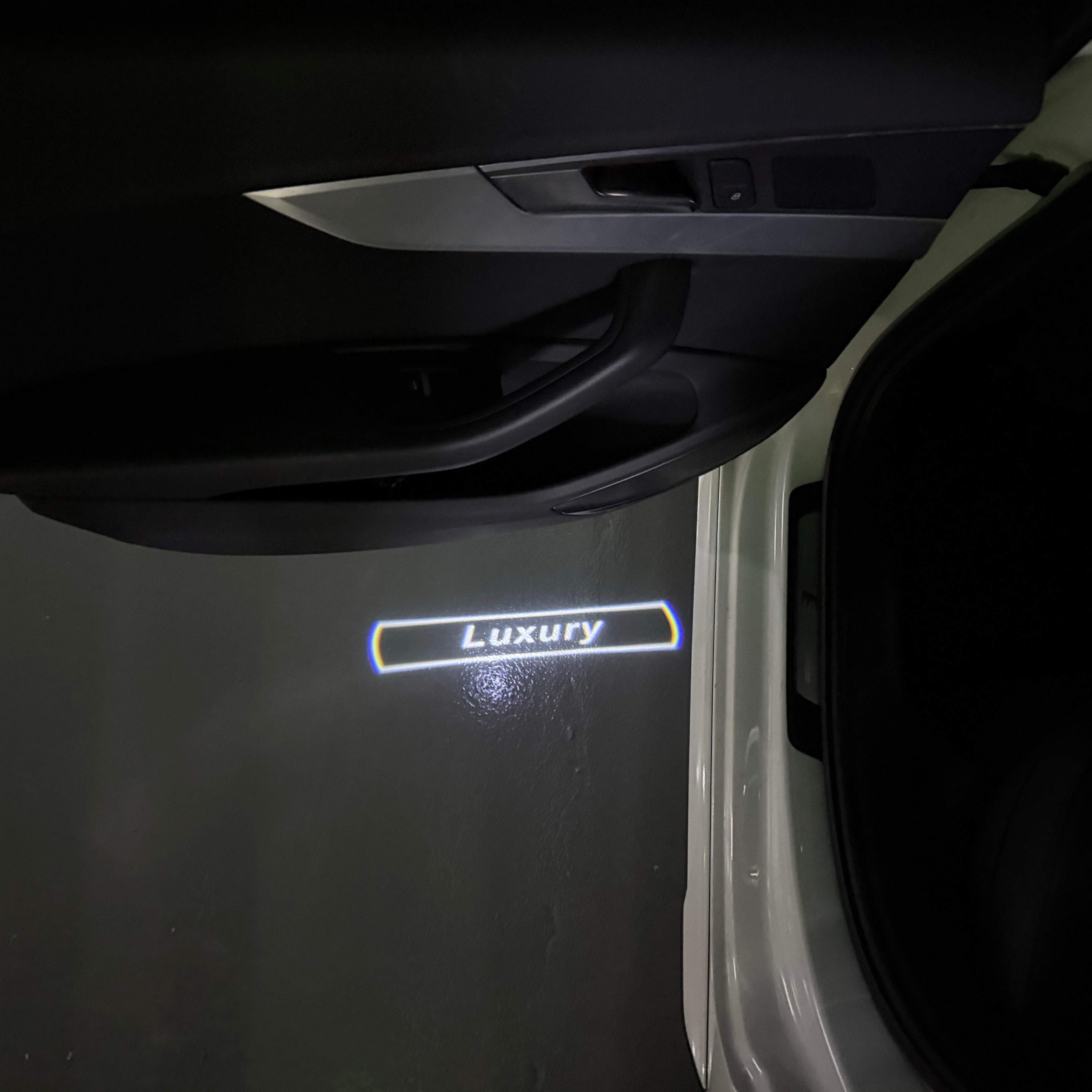 ÉCLAIRAGE DE PROJECTEUR BMW M3 LOGO Nr.24 (quantité 1 = 1 jeux / 2 feux de porte)