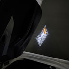 BMW M3 LOGO PROJECTOR LIGHTS Nr.24 (الكمية 1 = 1 مجموعة / 2 أضواء باب)