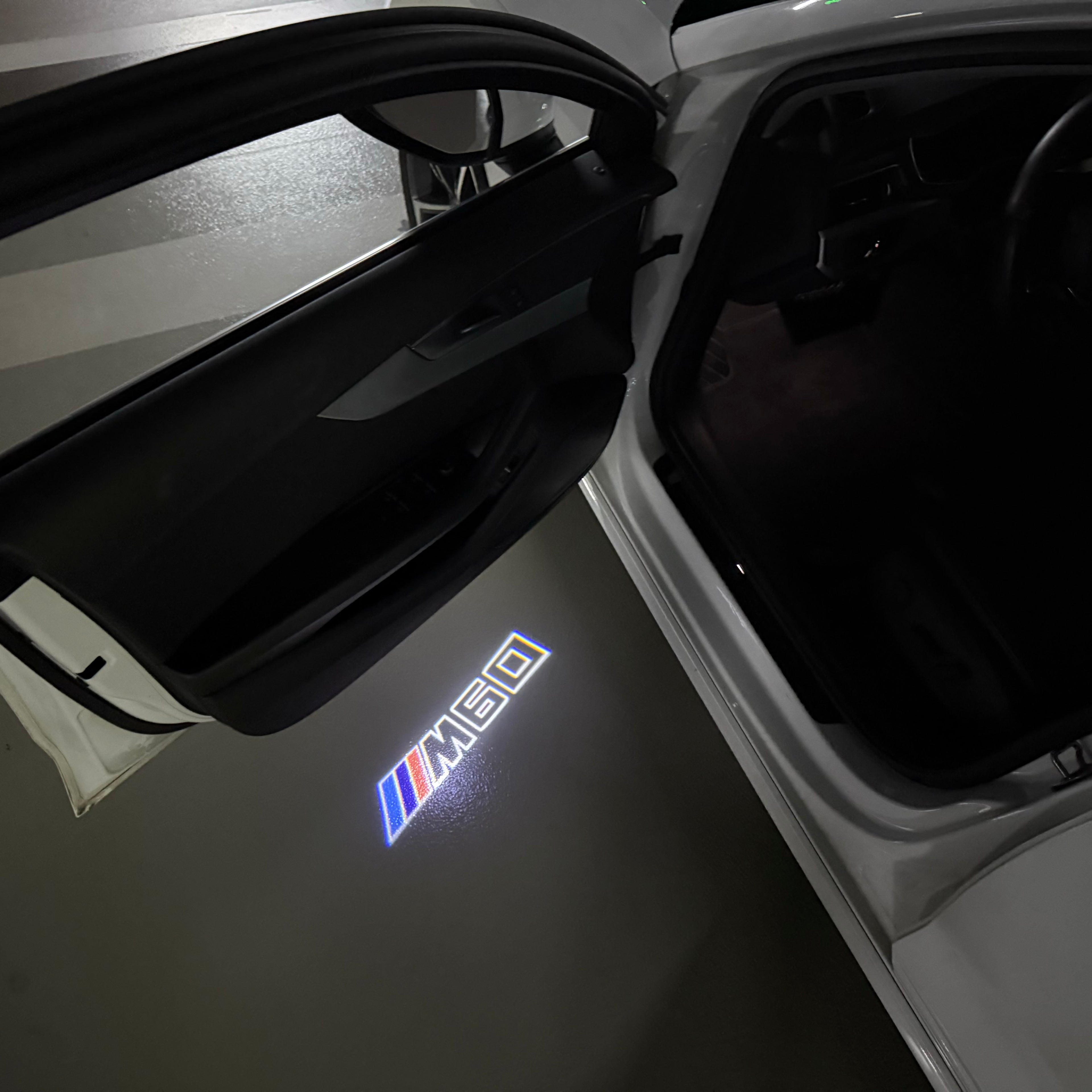 BMW M3 LOGO PROJECTOT LIGHTS Nr.24 (quantità 1 = 1 set/2 luci porta)