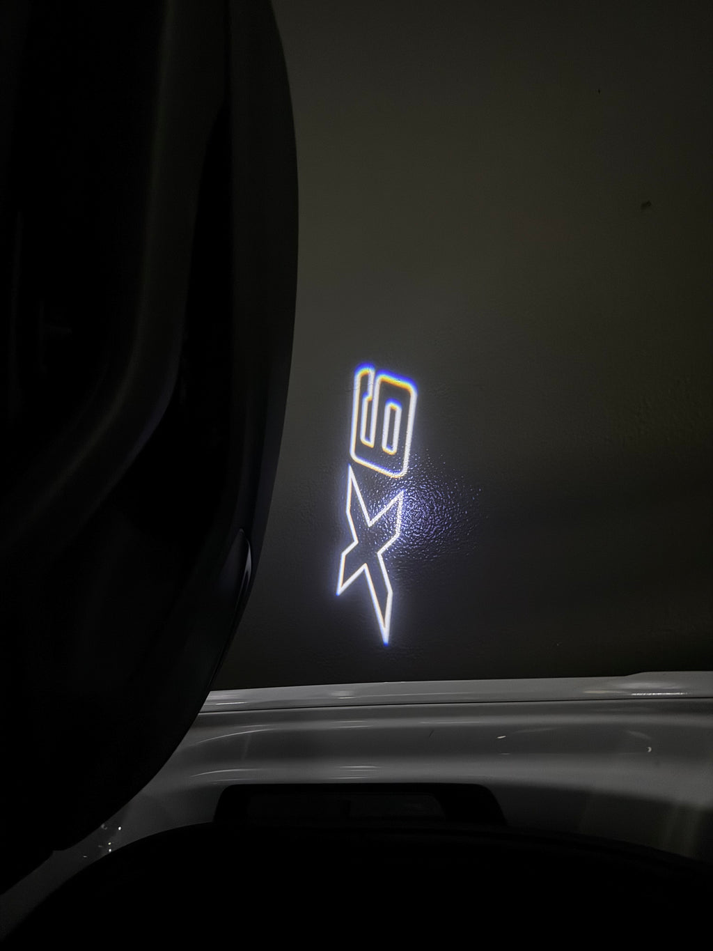 BMW X6  LOGO PROJECTOT LIGHTS (quantity 1 = 1 sets/2 door lights) Nr.6024q0t051