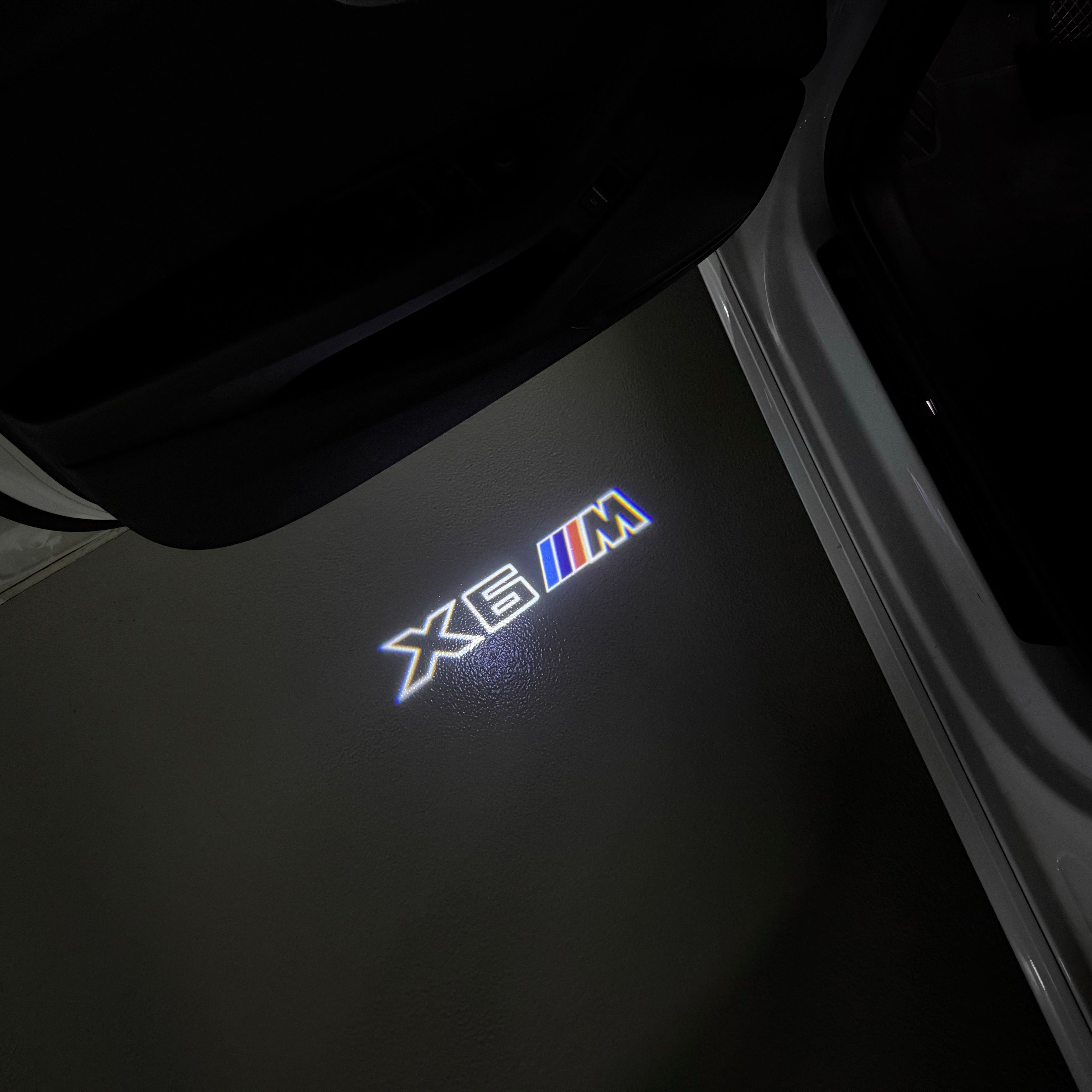 BMW M3 LOGO PROJECTOT LIGHTS Nr.24 (quantità 1 = 1 set/2 luci porta)