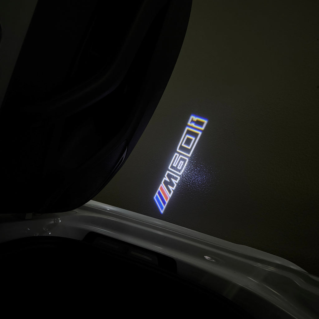 ÉCLAIRAGE DE PROJECTEUR BMW M3 LOGO Nr.24 (quantité 1 = 1 jeux / 2 feux de porte)