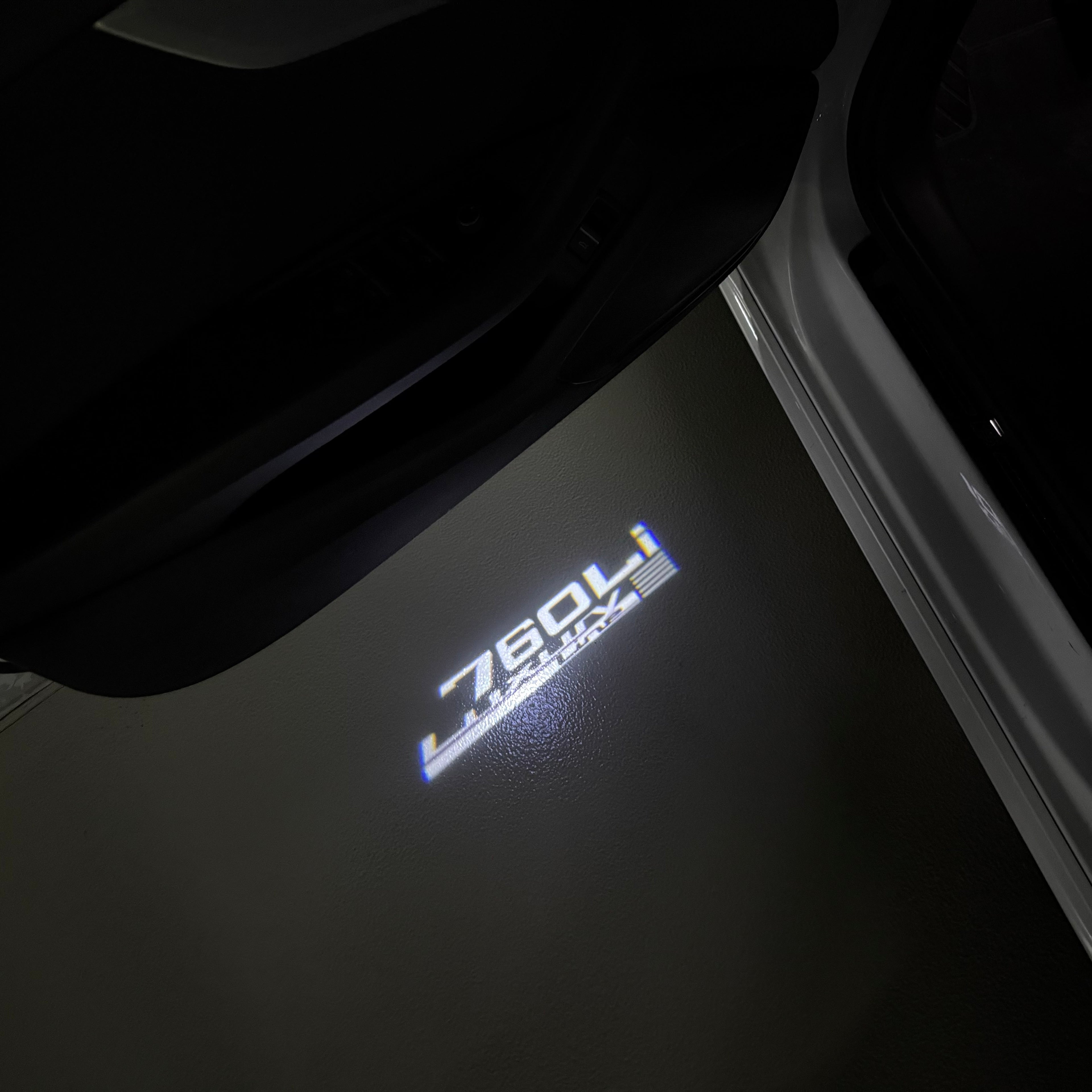 BMW M3 LOGO PROJECTOT LIGHTS Nr.24 (quantità 1 = 1 set/2 luci porta)