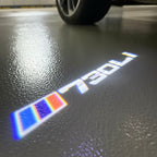 BMW M3 LOGO PROJECTOR LIGHTS Nr.24 (الكمية 1 = 1 مجموعة / 2 أضواء باب)